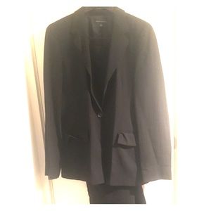 Banana Republic Set Blazer size 10 pants size 12